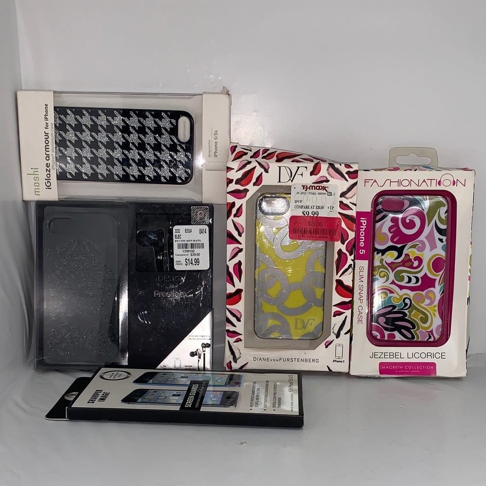 (4) iPhone 5 protective cases and (1) single screen protector